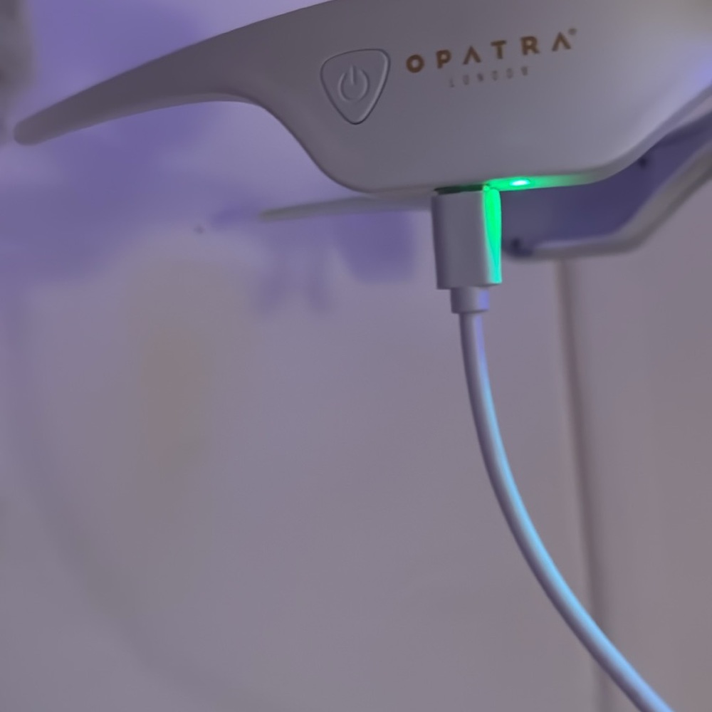 Opatra London iBrow Skincare Tool - White and Gold - Picture 10 of 10